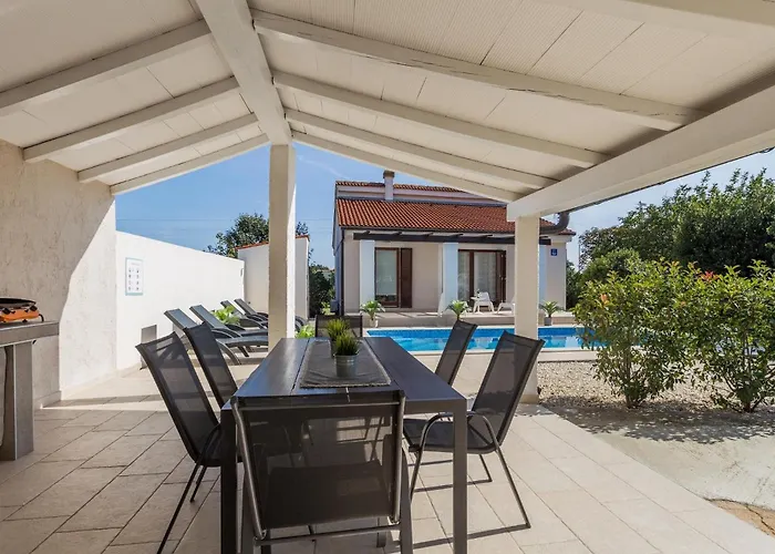 Bonasera Сasa de vacaciones Šišan