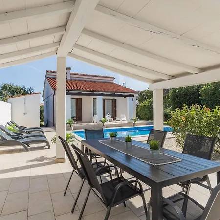 Bonasera Ferienhaus Šišan